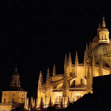 Duplex Plaza Mayor De * Segovia